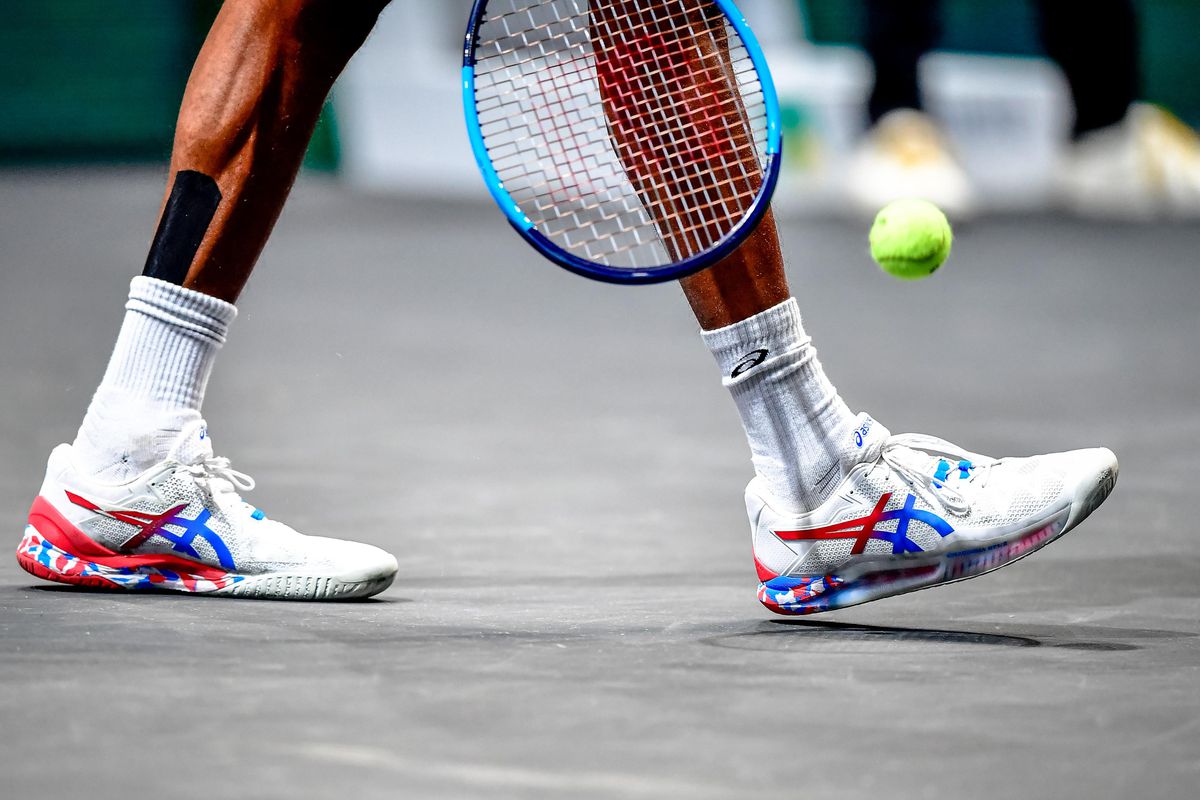 10 Best Tennis Shoes of 2022 (Review) Men's and Women's Guide