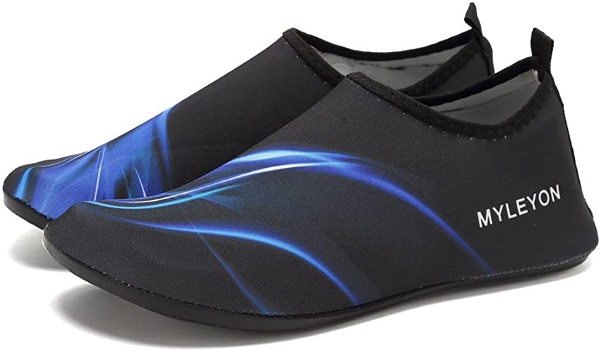 Top 10 Best Aqua Socks In 2023 Review)